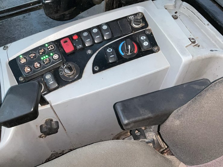 2014-caterpillar-914k-image-31