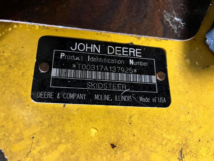john-deere-317-image-26