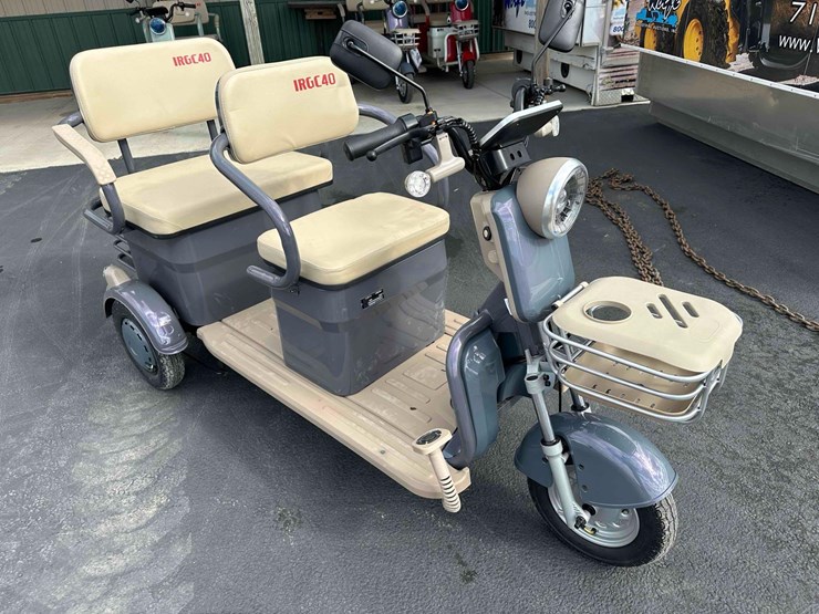 unused-irgc40-battery-powered-mini-golf-cart-image-3