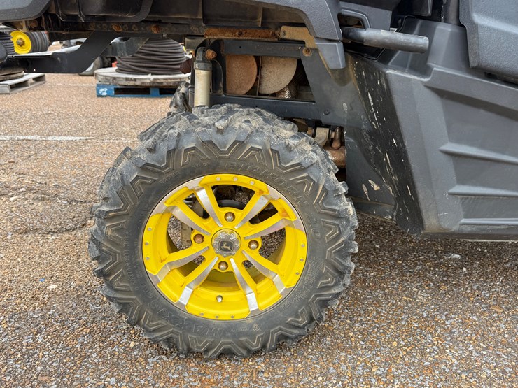 john-deere-gator-image-17
