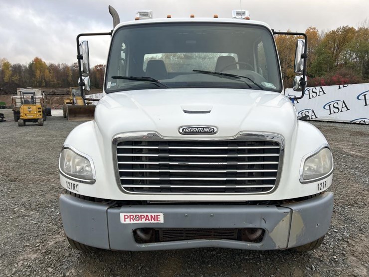 #5016-•-2008-freightliner-business-class-m2-cab-chassis-image-8