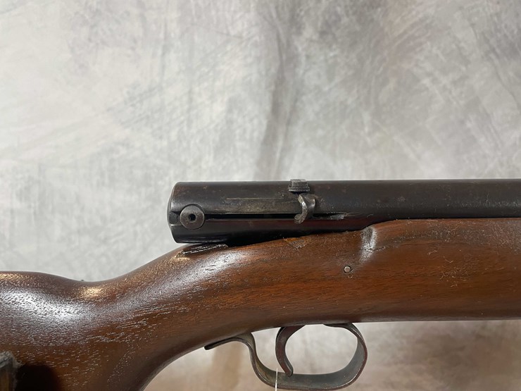 #2075-•-winchester-model-74-22-lr-semi-auto-rifle,-sn:-160604a-image-18