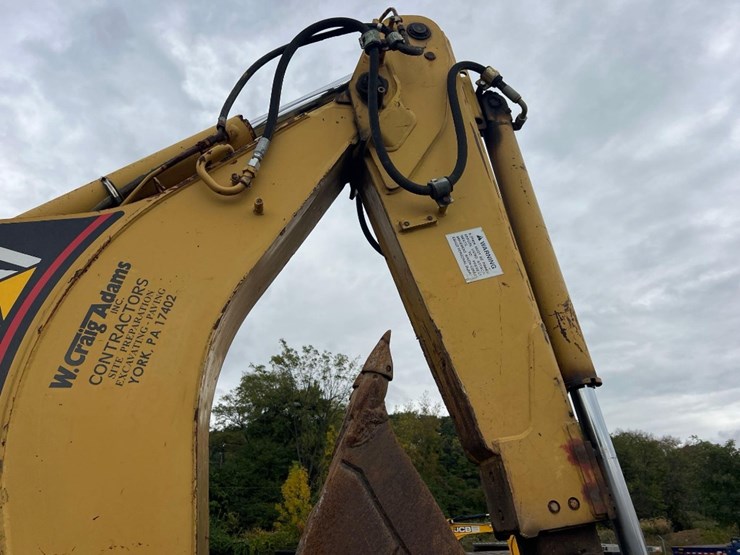 2001-caterpillar-420d-image-18