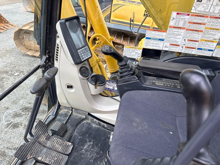 2015-kobelco-sk350-lc-9-image-14