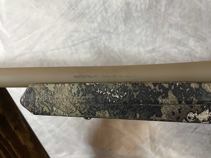 #2048-•-winchester-xpr-300-win-mag-bolt-action-rifle,-sn:-pt09575yw357-image-14