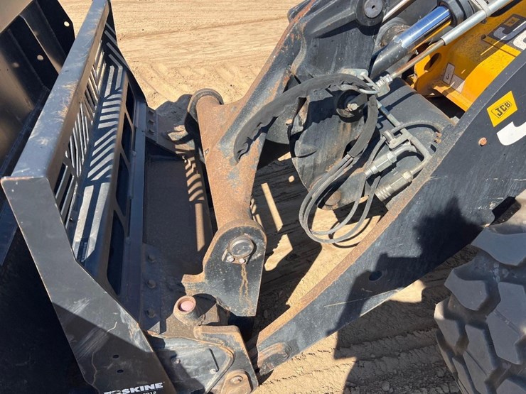 jcb-409t4-wheel-loader-image-15