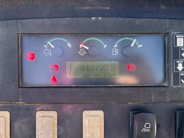 deere-450j-lt-image-17