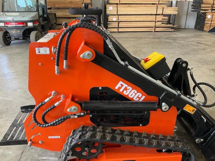 #1022-•-unused-future-ft36c-mini-skid-steer-image-20
