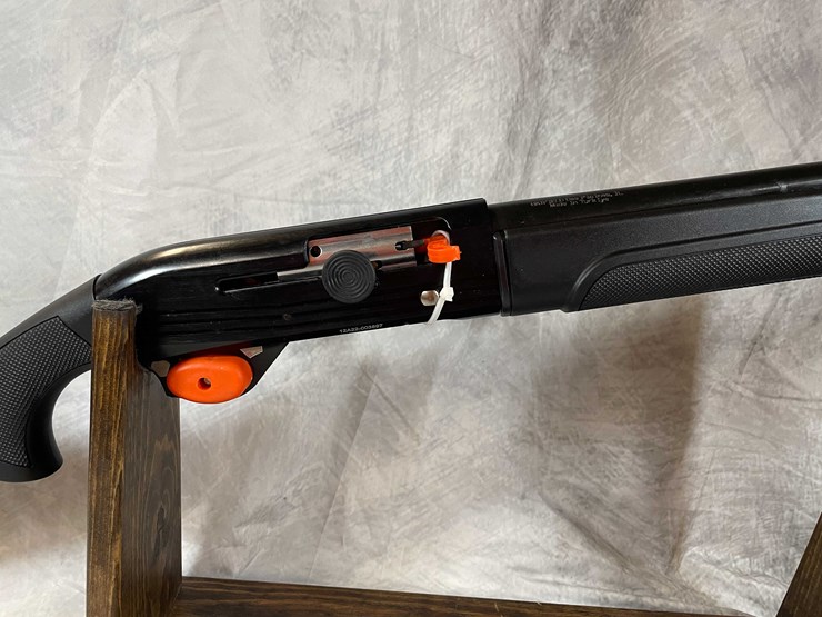 #2024-•-hatfield-home-defence-12-ga.-semi-auto-shotgun,-sn:-12a22-003897-image-5