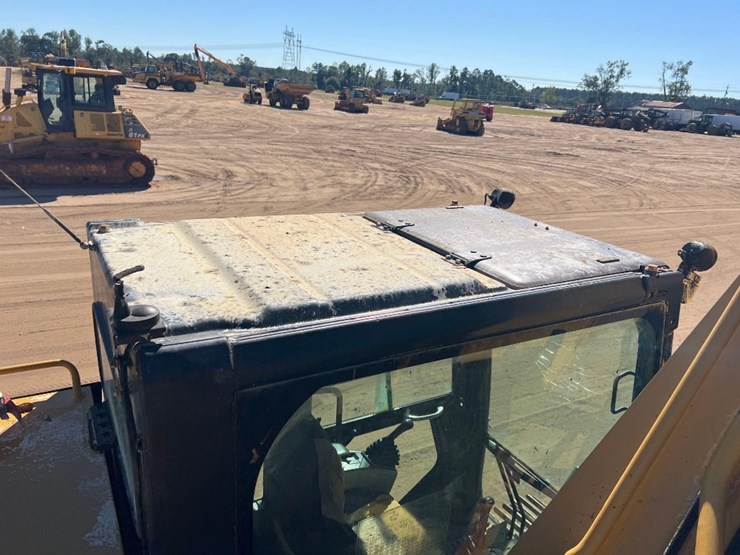 2016-caterpillar-336fl-image-18