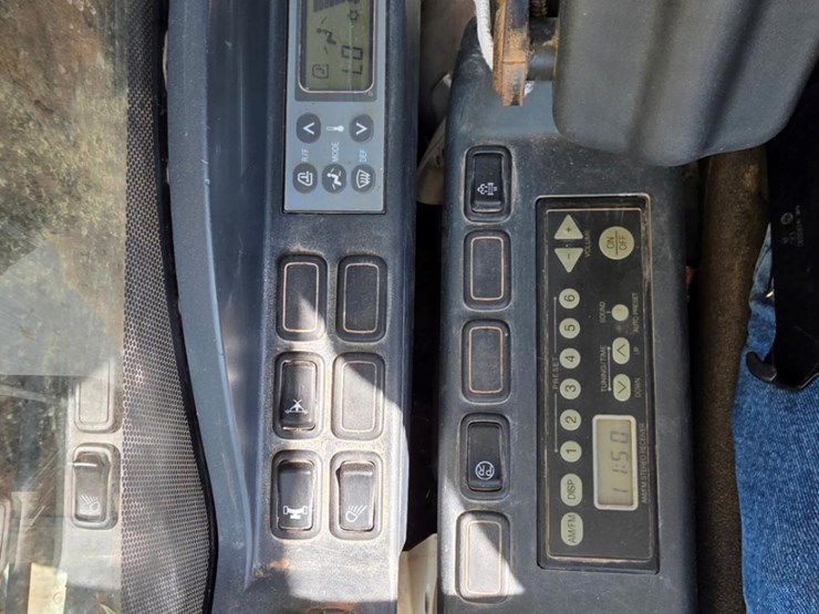 kobelco-sk210-lc-image-16