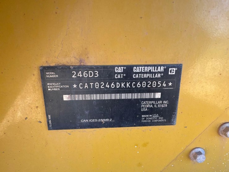 2022-caterpillar-246d3-image-13