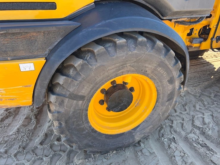 jcb-409t4-wheel-loader-image-11