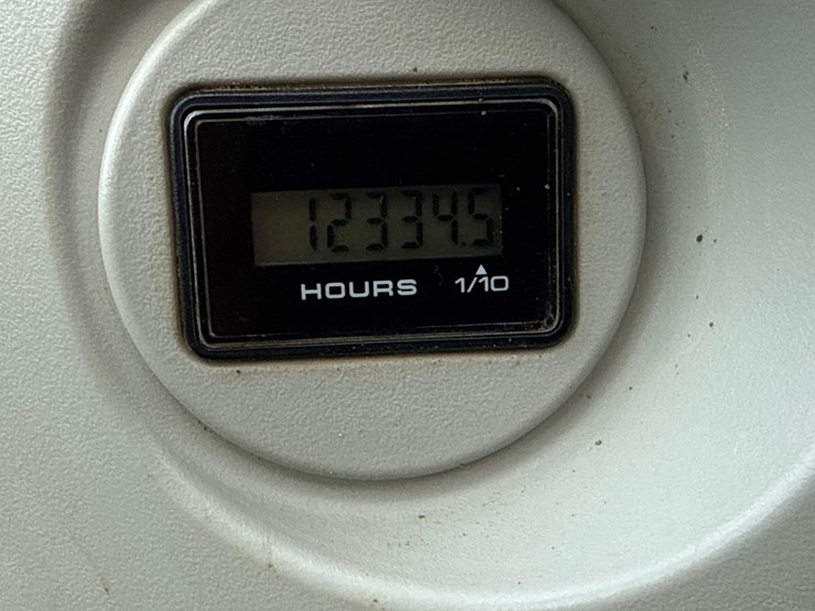 2015-kobelco-sk350-lc-9-image-18