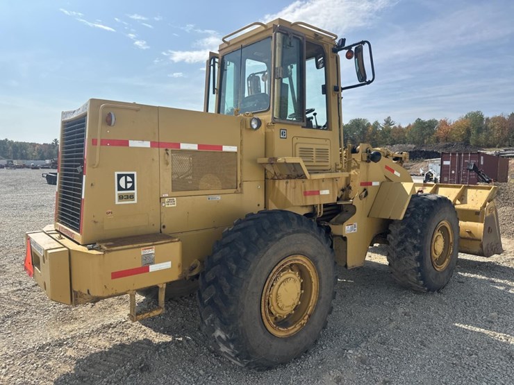 caterpillar-936-image-5