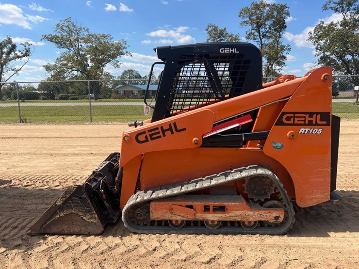 2019-gehl-rt105-image-1