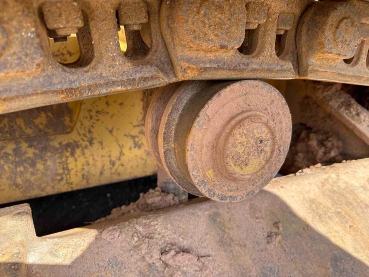 2007-caterpillar-d5g-xl-image-11