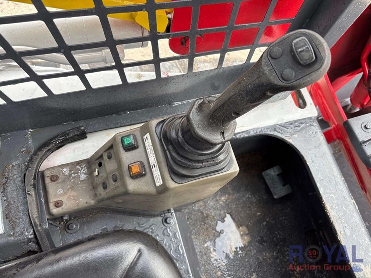 2016-takeuchi-tl8r2-image-20