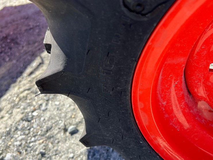 2023-kubota-l3560-image-13