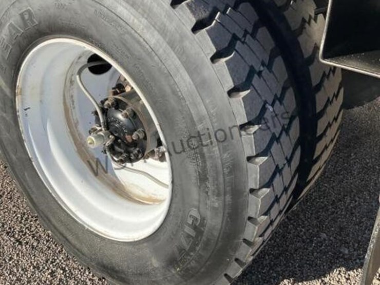 2004-sterling-acterra-image-8