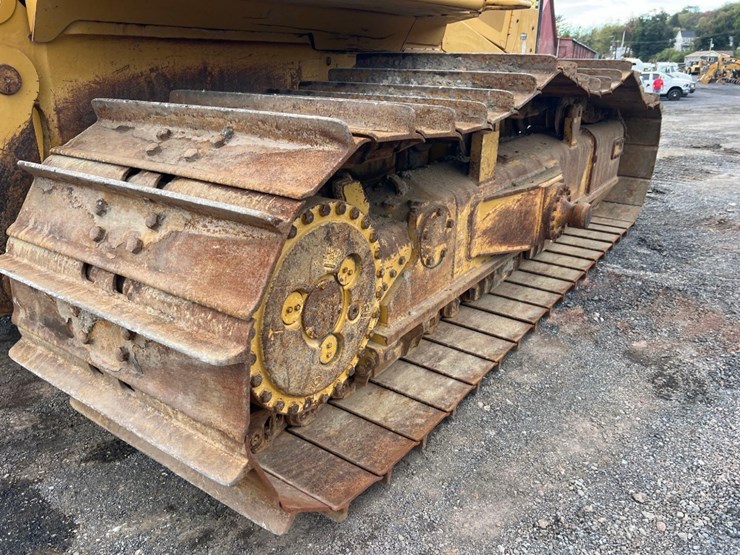 2015-caterpillar-d7e-lgp-image-18