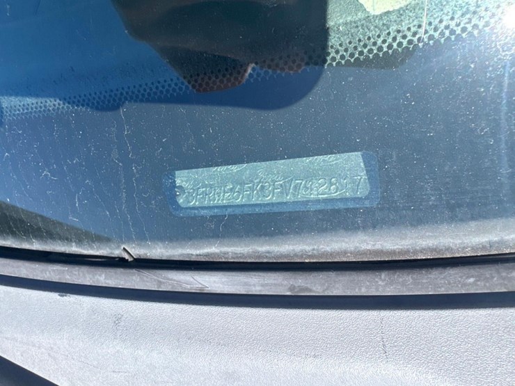 2015-ford-f650-xlt-image-23