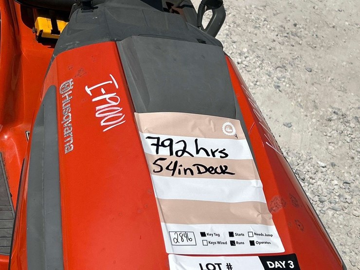 2013-husqvarna-lgt2654-image-18