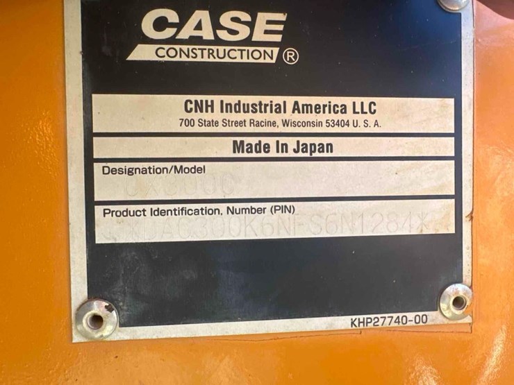 2015-case-cx300c-image-22