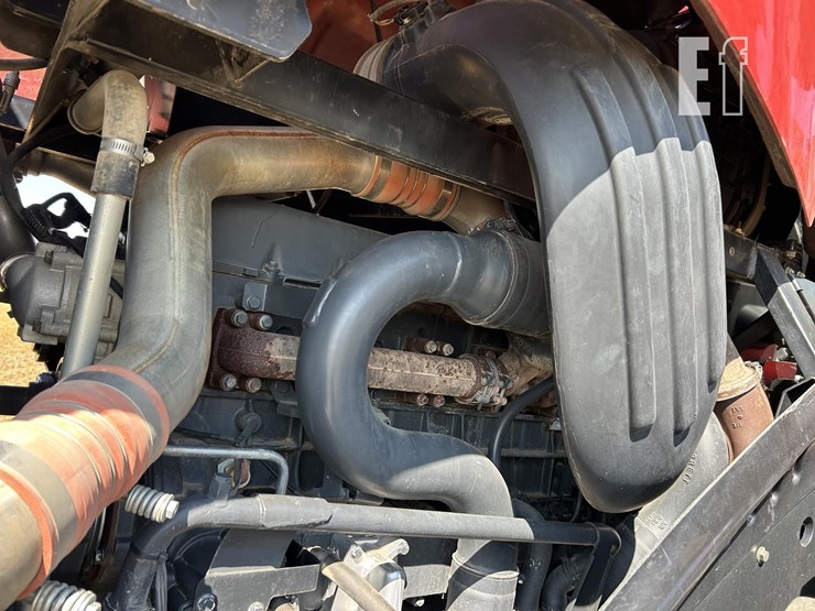 2011-case-ih-steiger-600-hd-image-61