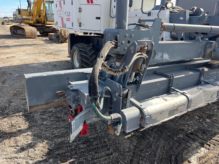 somero-s-222-laser-screed-image-21