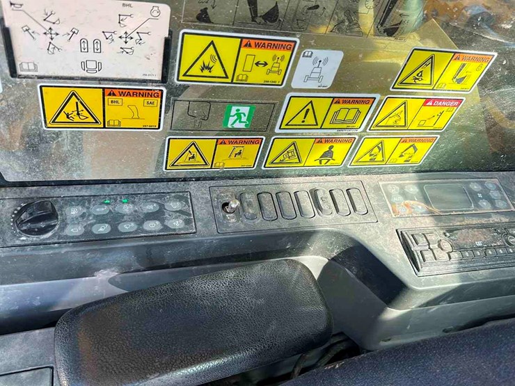 caterpillar-336fl-image-10