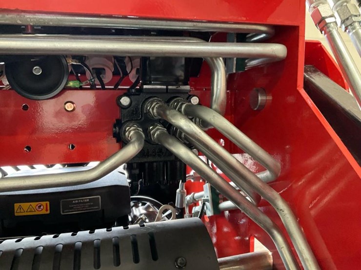 #1019-•-unused-future-ft380r-mini-skid-steer-image-20