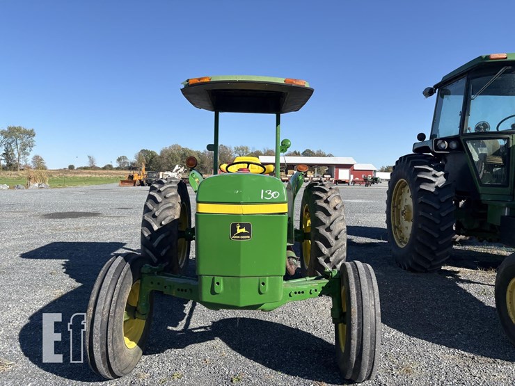 john-deere-2240-image-3