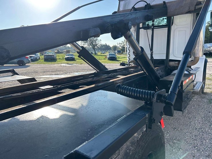 2002-western-star-4900-image-23