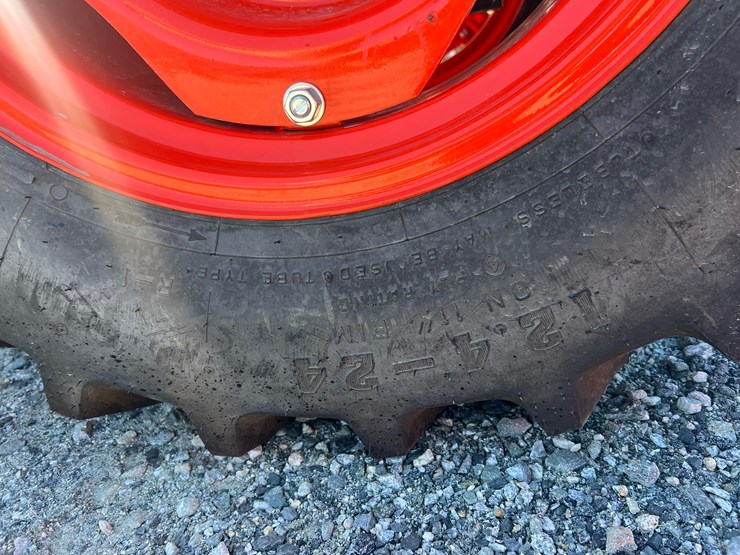 2023-kubota-l3560-image-17