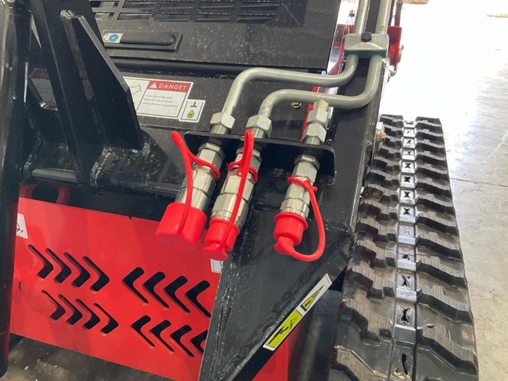 #1016-•-unused-future-ft380r-mini-skid-steer-image-13