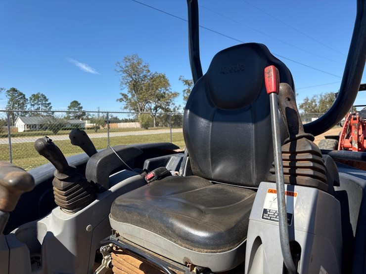 2020-kubota-kx033-4-image-24