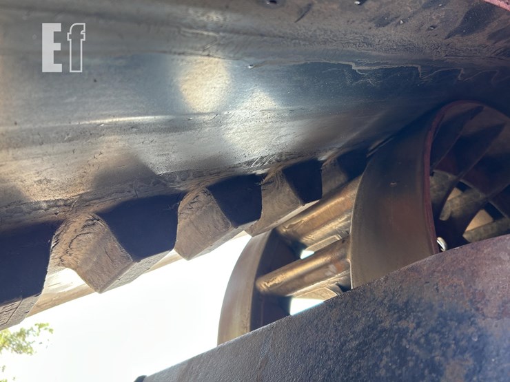 2013-case-ih-steiger-600-quadtrac-image-34