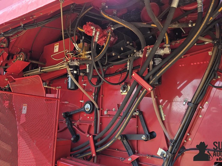 2008-case-ih-2577-image-9