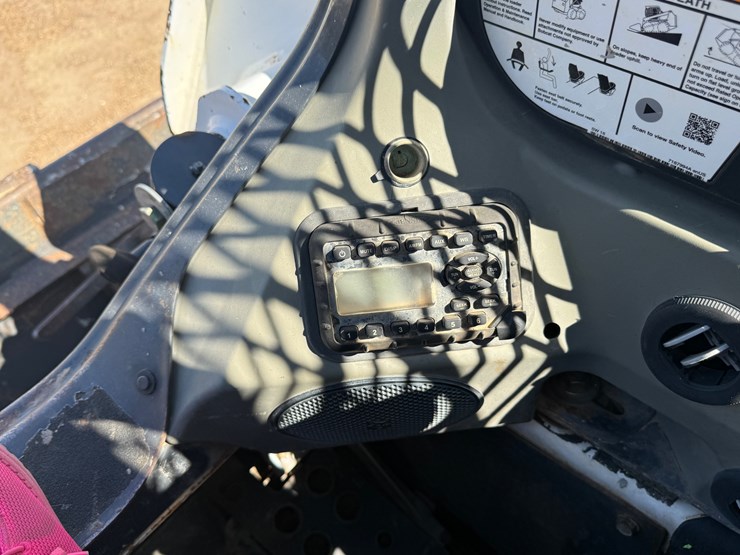 2017-bobcat-t550-image-19