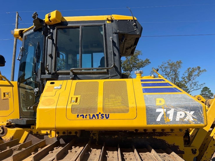 2021-komatsu-d71px-24-image-34