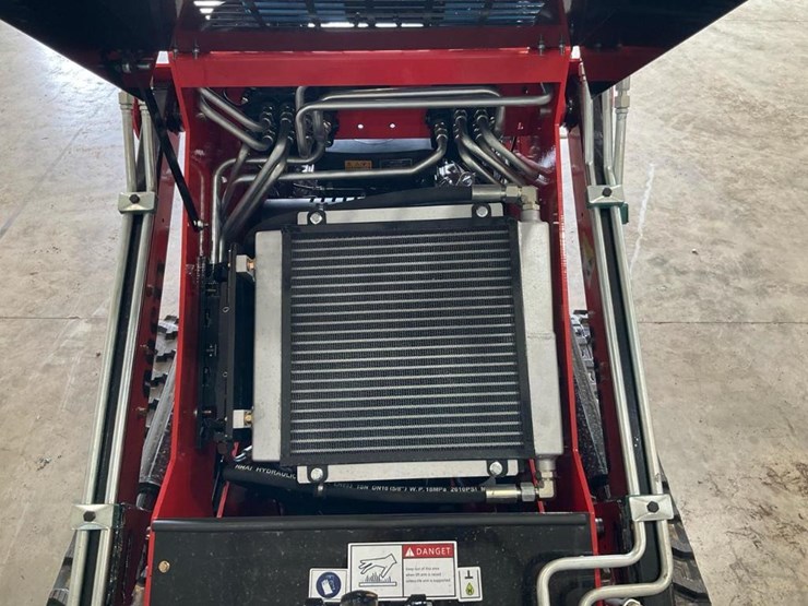 #1019-•-unused-future-ft380r-mini-skid-steer-image-16