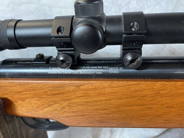 #2056-•-crossman-quest-1000x-air-gun-image-27