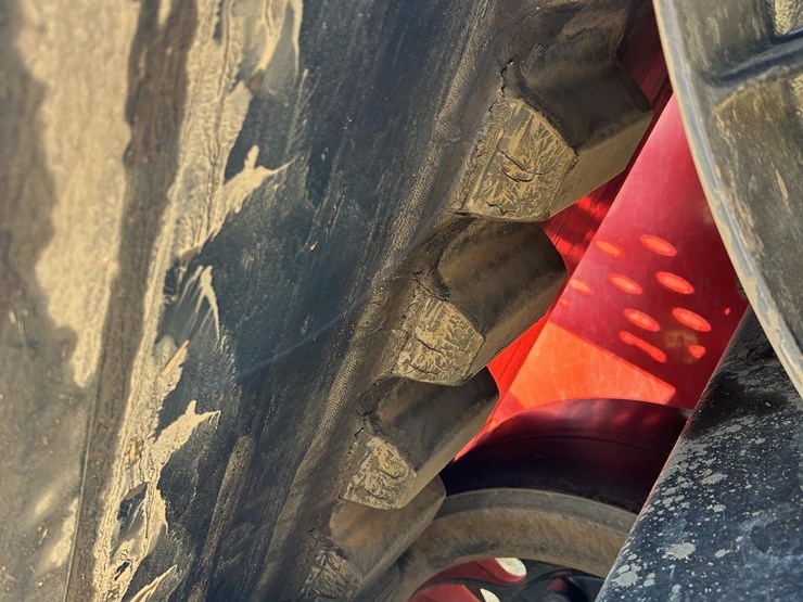 2013-case-ih-steiger-600-quadtrac-image-23