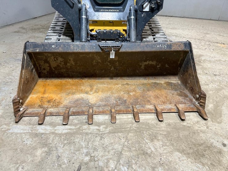 2015-deere-333g-image-9