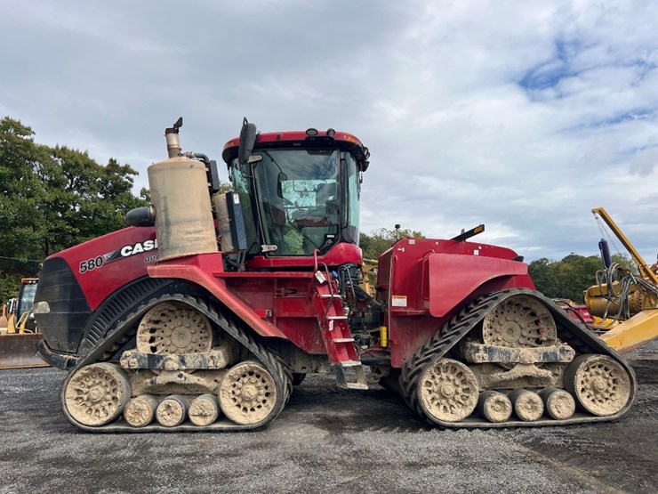 2019-case-ih-580s-quad-trac-tractor-image-1