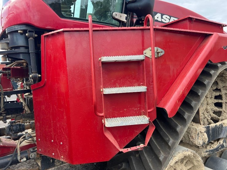 2019-case-ih-580s-quad-trac-tractor-image-24