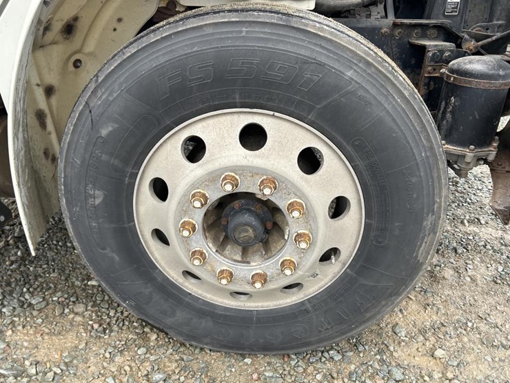 #5016-•-2008-freightliner-business-class-m2-cab-chassis-image-57