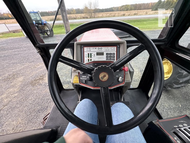 case-ih-2394-image-29