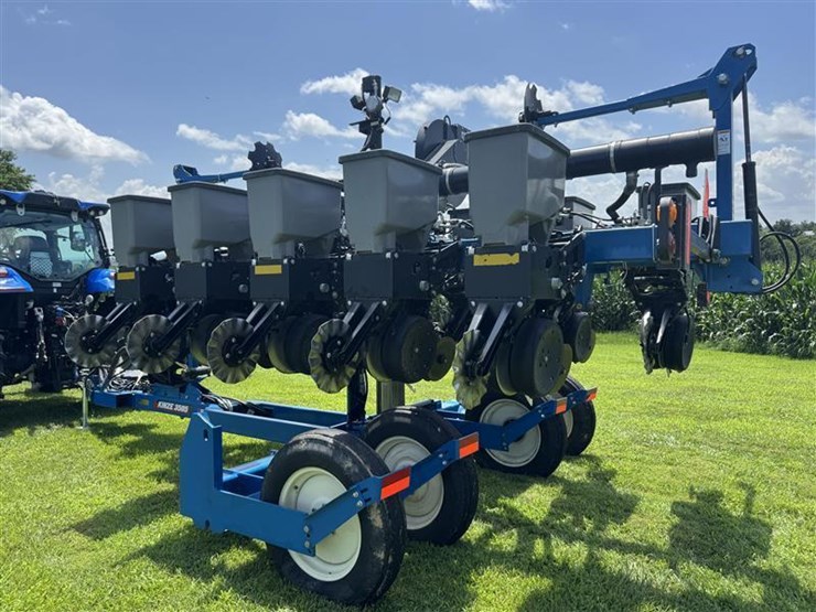 2020-kinze-3505-image-4